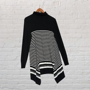 Apt 9 Medium Black White Asymmetrical‎ Striped Turtleneck Tunic Knit Sweater